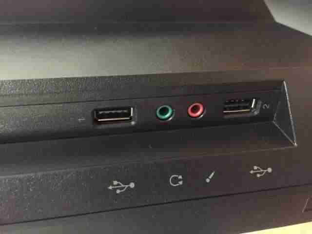 LENOVO THINKCENTRE M90z 23" ALL-IN-ONE Core i5-650 3.2GHz 4GB 250GB WebCam QTY