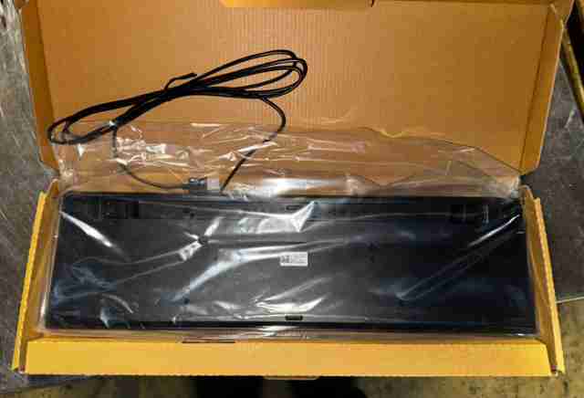 LOT QTY 771 New Dell KB216 104 KEY USB SLIM Keyboard (US-ENG language )