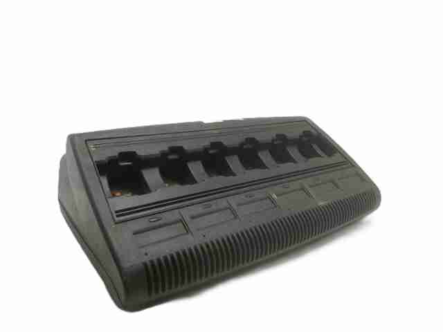 MOTOROLA WPLN4197A IMPRES 6-UNIT GANG CHARGER - USED