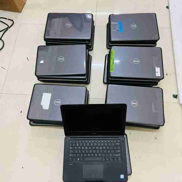 DELL Latitude 3380 i5-7200U/HDD500GB/メモリー4GB