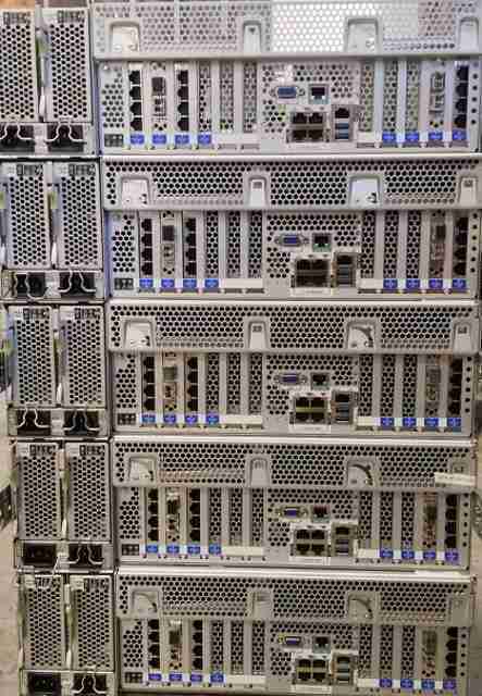 14 x Oracle SPARC T8-2 Dual 32-Core 5.00Ghz SPARC M8