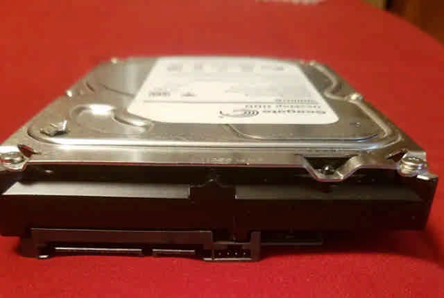 WTS: QTY 27 HDD LOT $5600