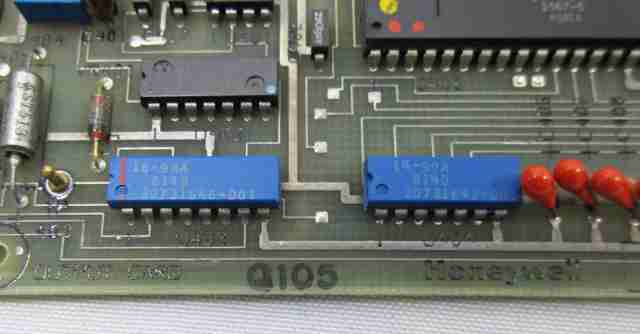 Lot of (12) Honeywell 30731811-3 Output Module Card Circuit Board
