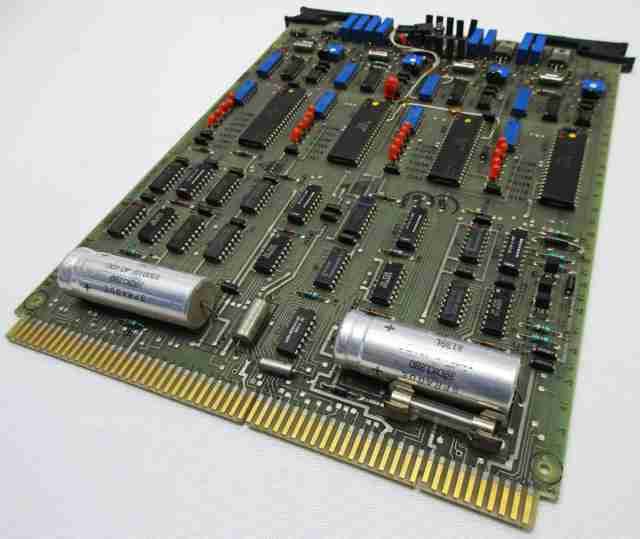 Lot of (12) Honeywell 30731811-3 Output Module Card Circuit Board