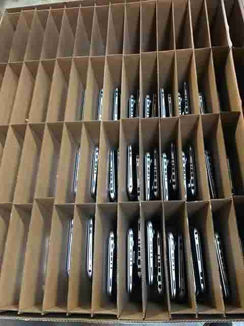 Lot of Hp 3115m Notebook AMD E-300 APU Radeon Beats Audio