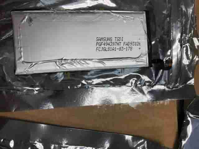 4000pcs Samsung Galaxy S7 Edge batteries