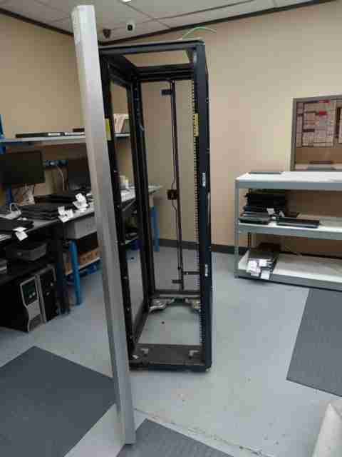 Lot 20 HP Server Rack Cabinet 10642 G2 - 383573-001 Front & Rear Doors - No Side Panels