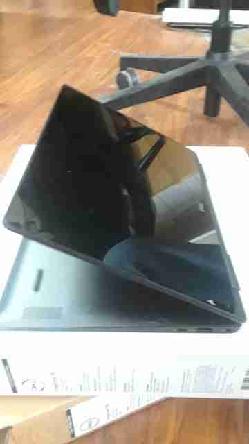 New Sealed Inspiron 2-in-1 13.3" i7386-7007BLK-PUS  380 units International buyers