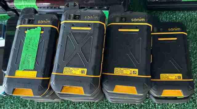 LOT OF 40. Sonim XP7700 Cellphone. Android5.1. 16GB ROM. TESTED