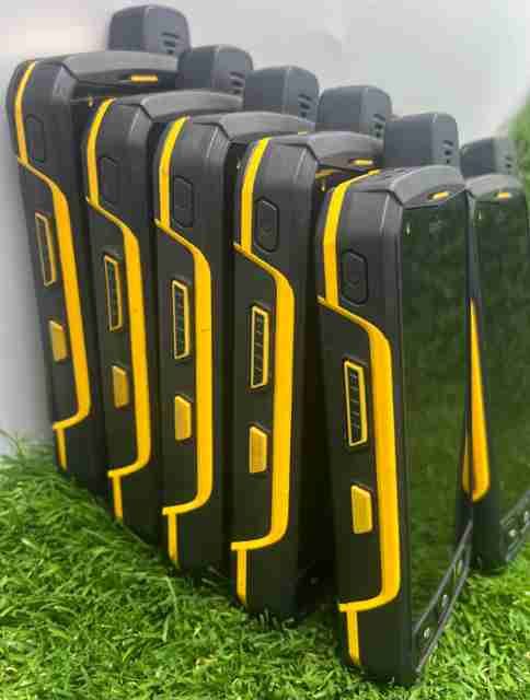 LOT OF 40. Sonim XP7700 Cellphone. Android5.1. 16GB ROM. TESTED