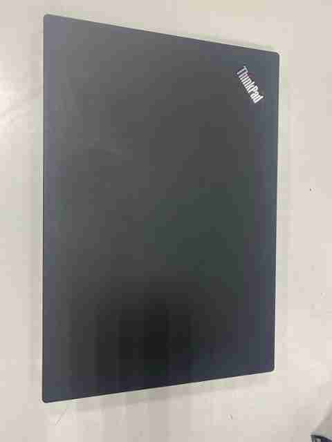 Lenovo ThinkPad T490 I5 8th 16gb 256gb in Mint Condition