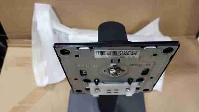 LOT OF 50 Lenovo ThinkVision 2021 Monitor Stand Mount Q37G1152201101