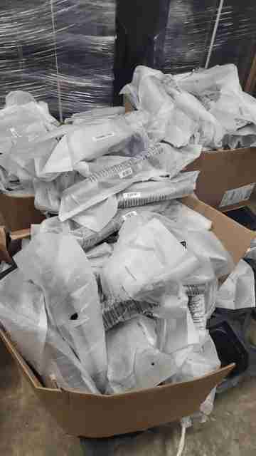 LOT OF 50 Lenovo ThinkVision 2021 Monitor Stand Mount Q37G1152201101