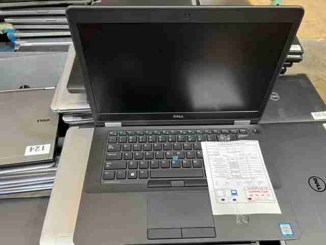 One lot of 140 Dell / HP i5 - i7 high end laptops R2 Ready for resale
