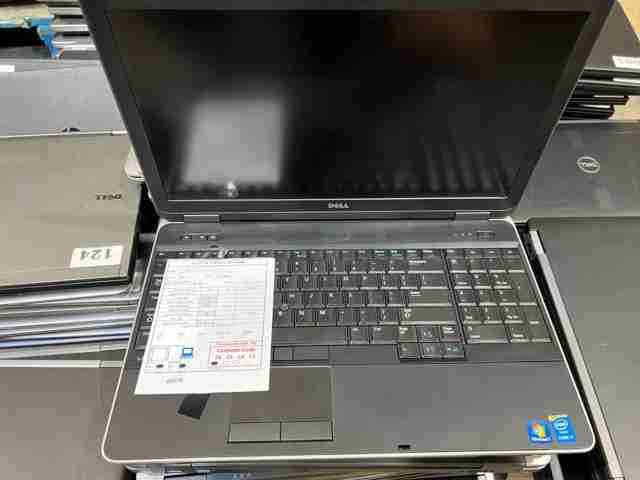 One lot of 140 Dell / HP i5 - i7 high end laptops R2 Ready for resale