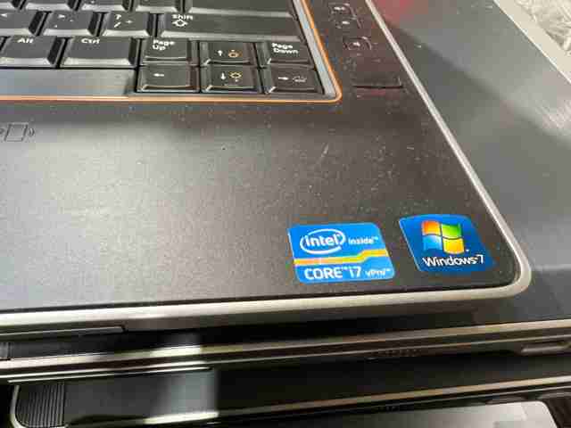 One lot of 140 Dell / HP i5 - i7 high end laptops R2 Ready for resale