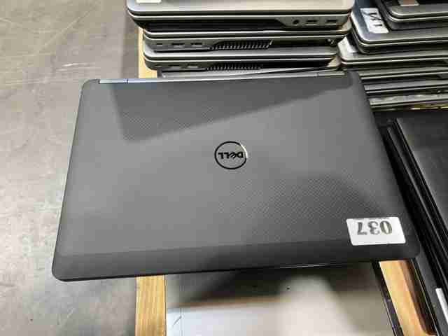 One lot of 140 Dell / HP i5 - i7 high end laptops R2 Ready for resale