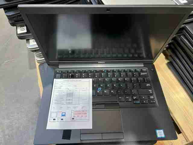 One lot of 140 Dell / HP i5 - i7 high end laptops R2 Ready for resale