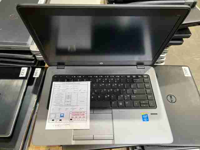 One lot of 140 Dell / HP i5 - i7 high end laptops R2 Ready for resale