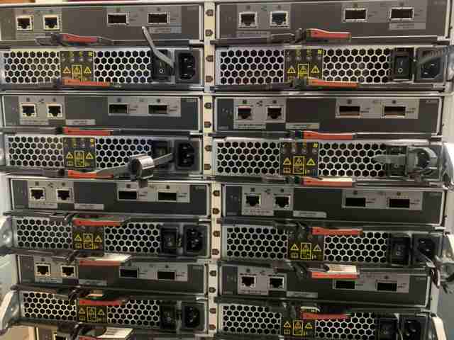 NetApp Disk Shelf & Controller -  DS4243, DS4246, FAS/V3270E, FAS2040