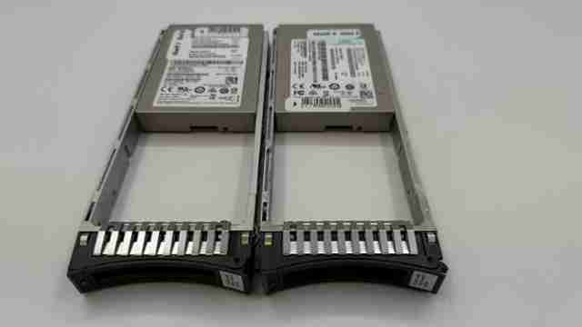 IBM 3.84TB 2.5" 12G SAS SSD P/N: 01NN770