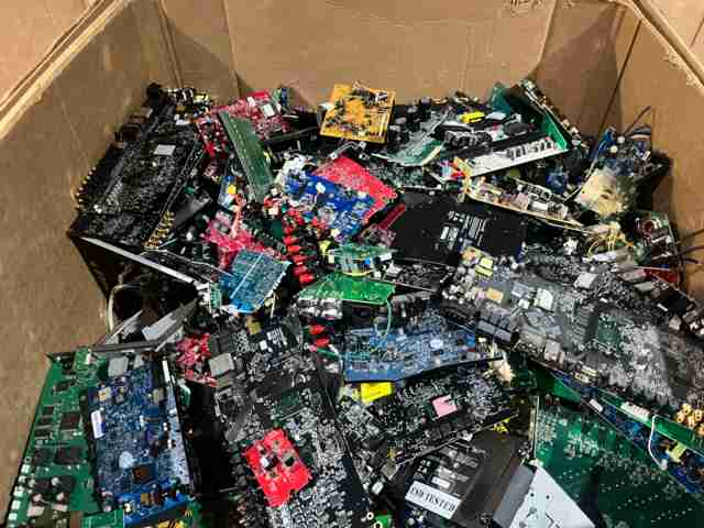 Looking for buyers for board scrap.