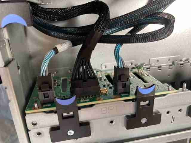 Lenovo ThinkSystem SR650 Rack Server Chassis